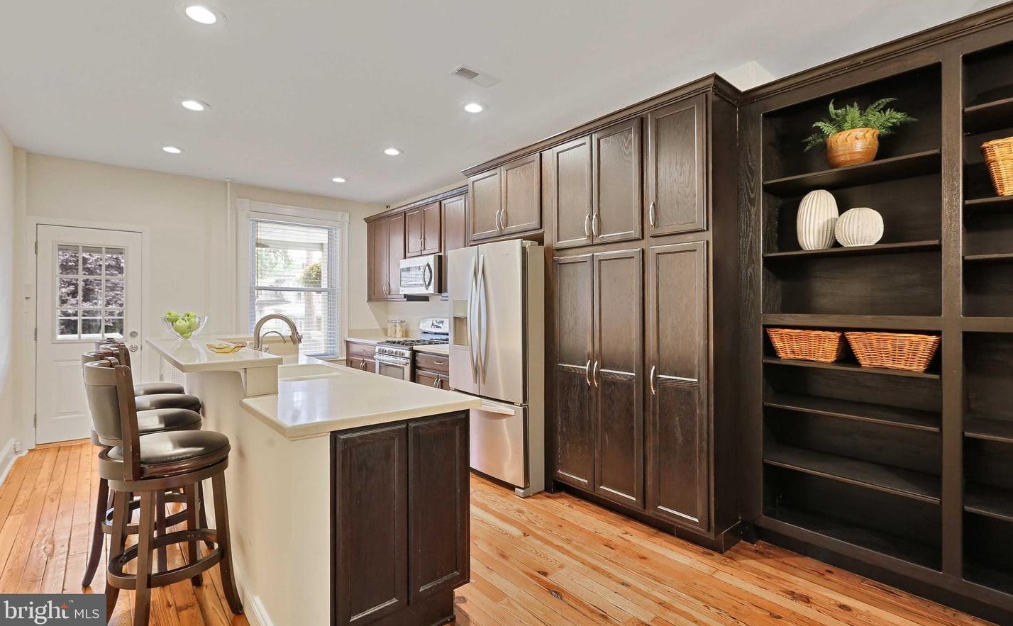 912 38th St, Baltimore MD  21211-2203 exterior