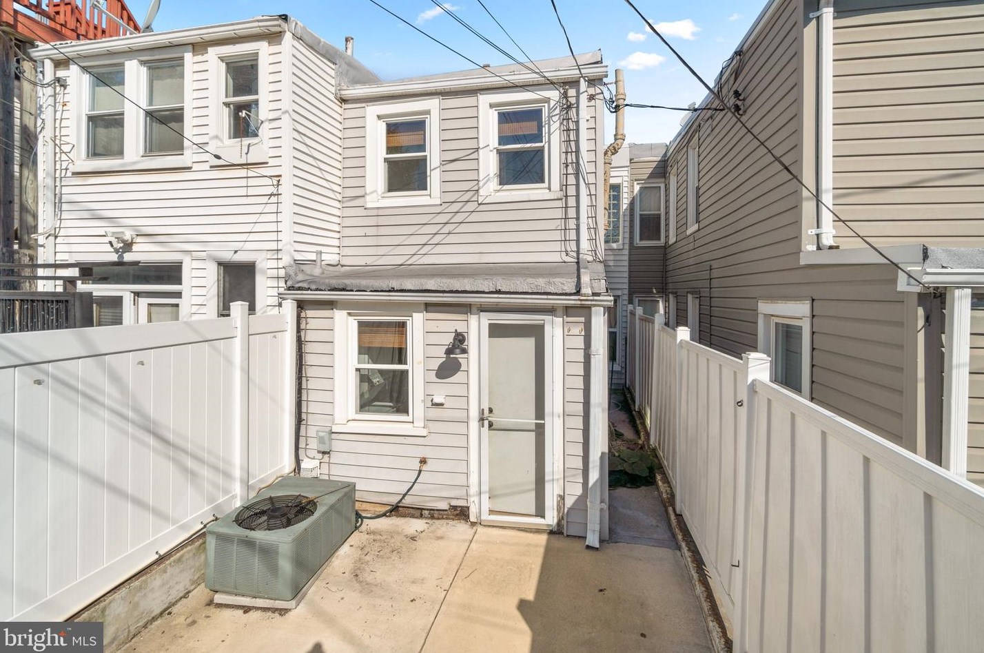 405 Clement St, Baltimore MD  21230-4616 exterior