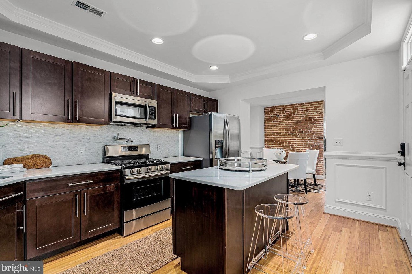 515 Montford Ave, Baltimore MD  21205-2522 exterior