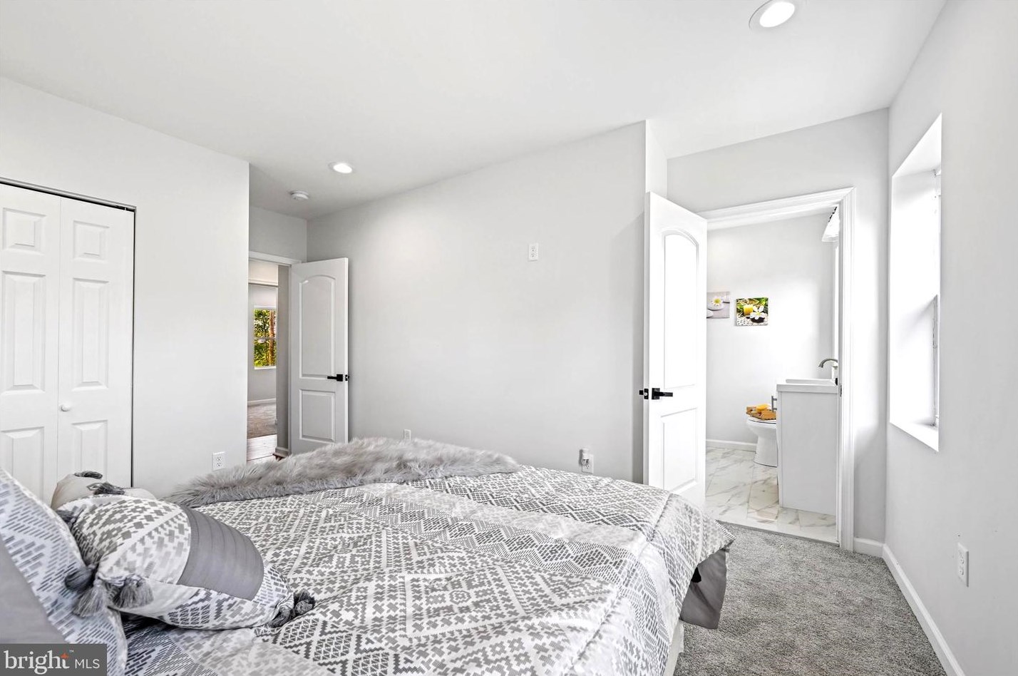430 Rosecroft Ter, Baltimore MD  21229-4136 exterior