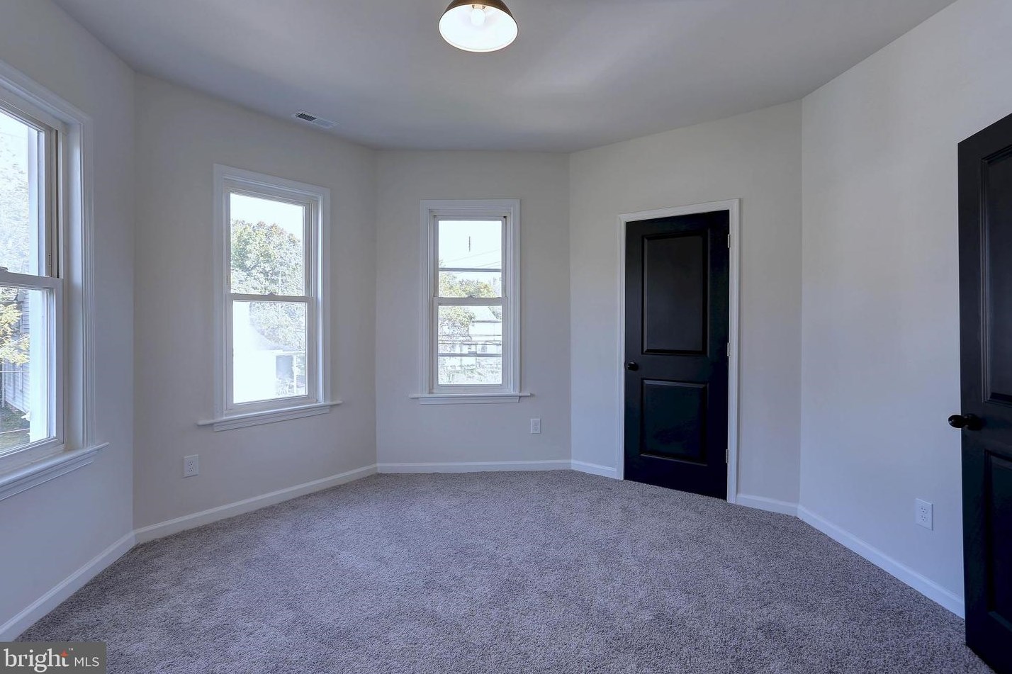 2801 Grindon Ave, Baltimore MD  21214-2815 exterior