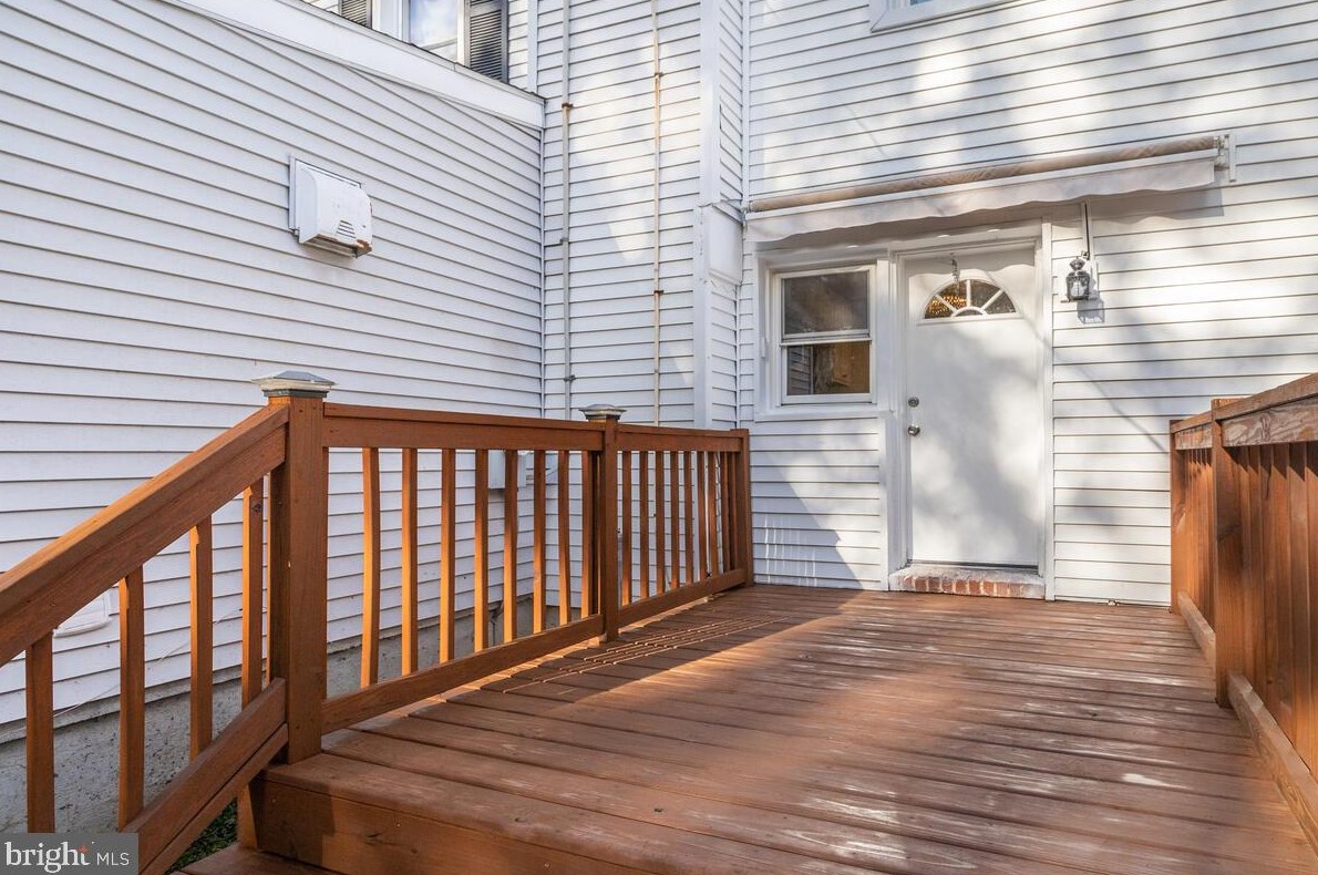 6421 Marietta Ave, Baltimore MD  21214-1110 exterior