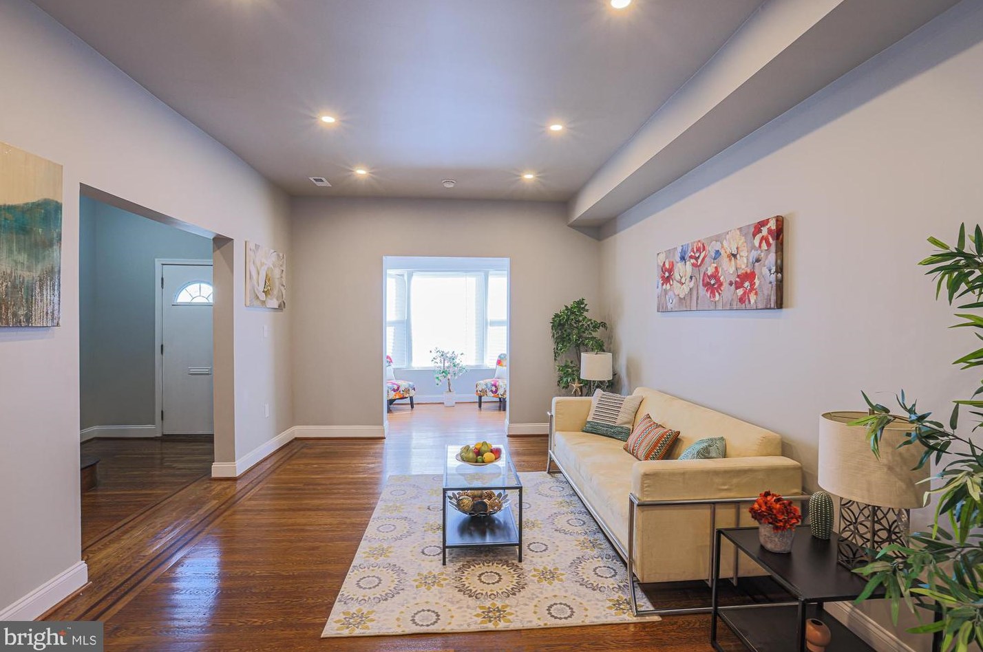 716 Richwood Ave, Baltimore MD  21212-4622 exterior