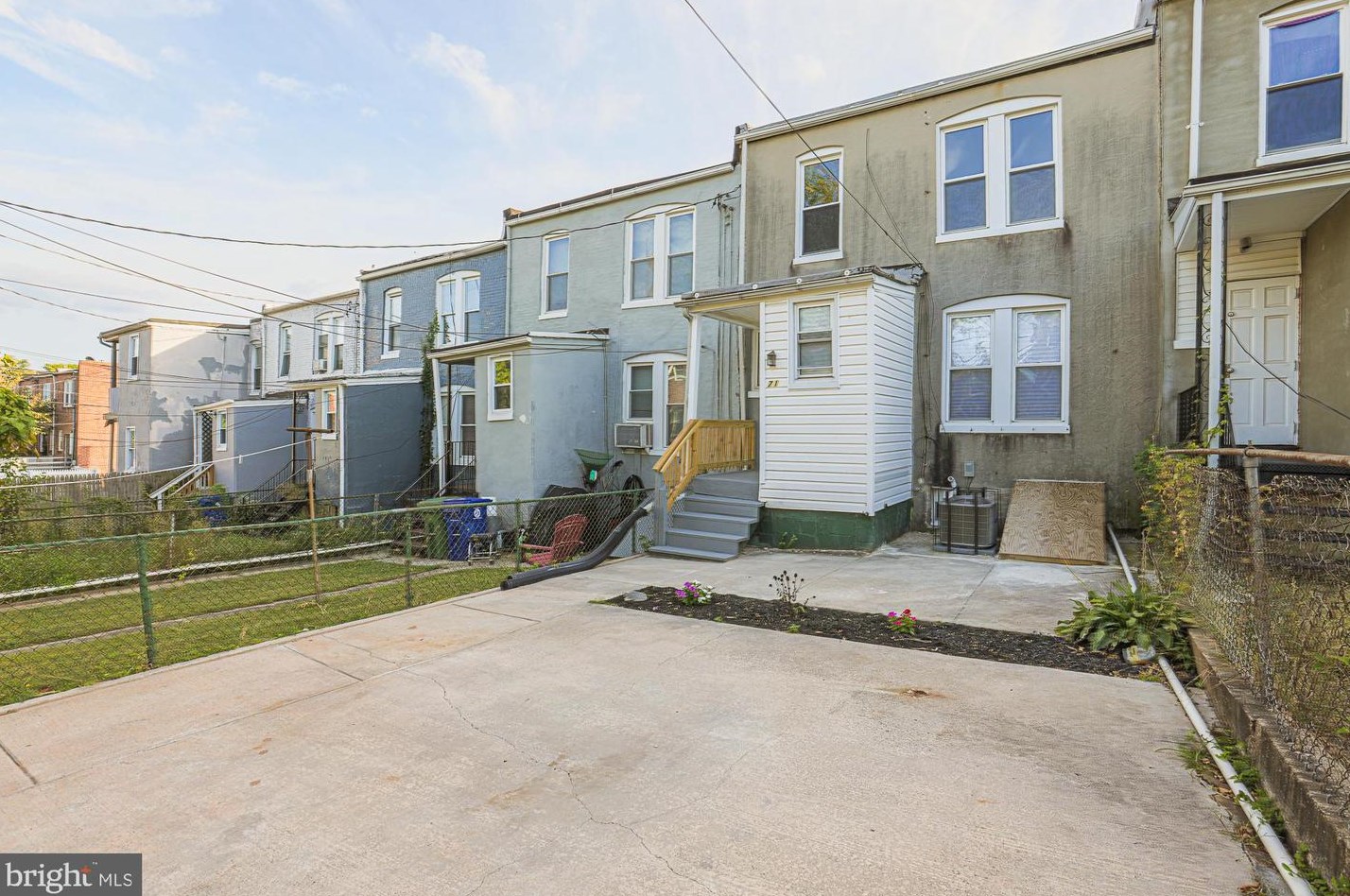 716 Richwood Ave, Baltimore MD  21212-4622 exterior
