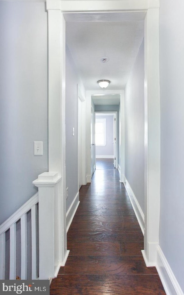 423 Cambria St, Baltimore MD  21225-1834 exterior