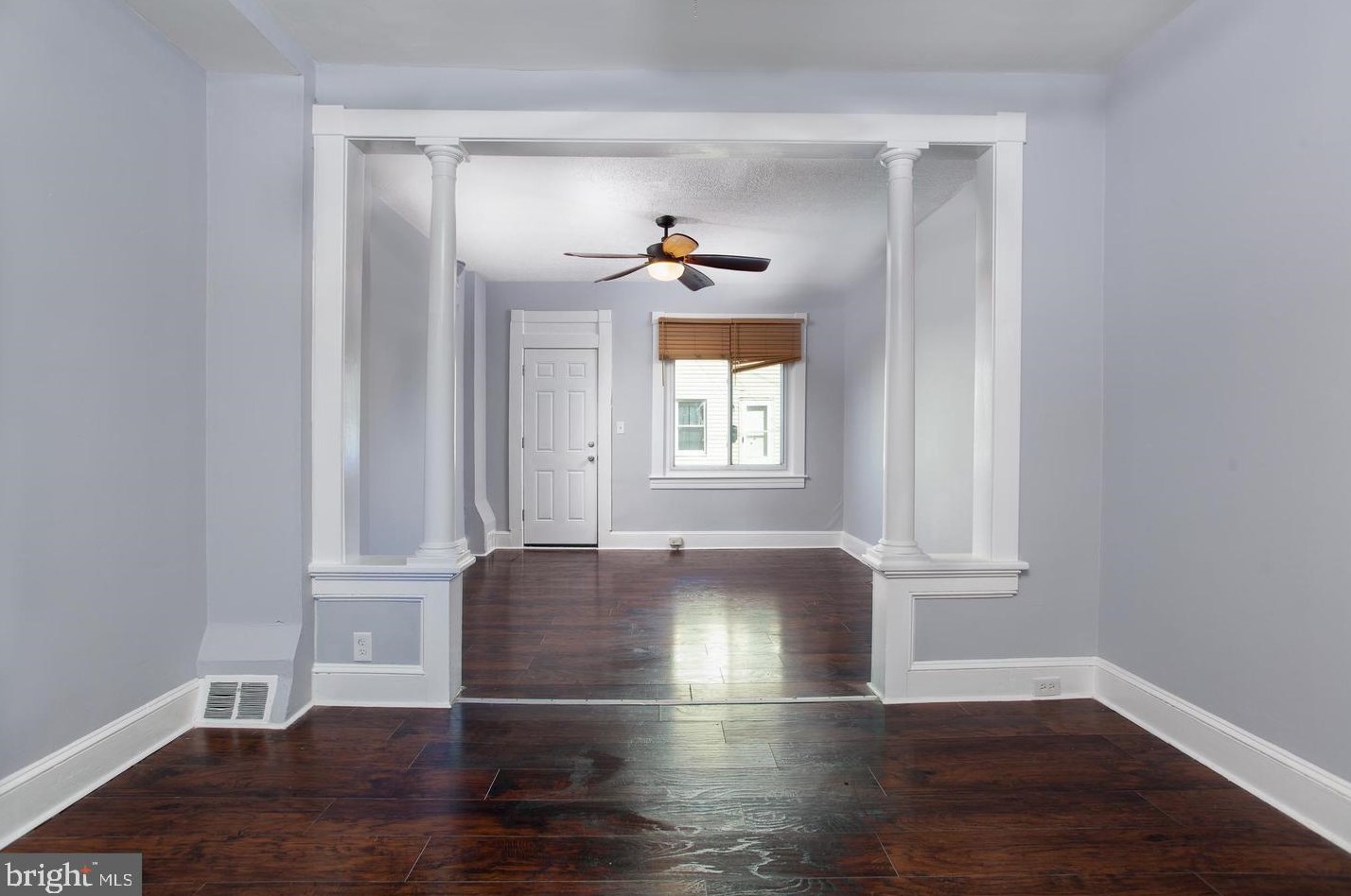 423 Cambria St, Baltimore MD  21225-1834 exterior