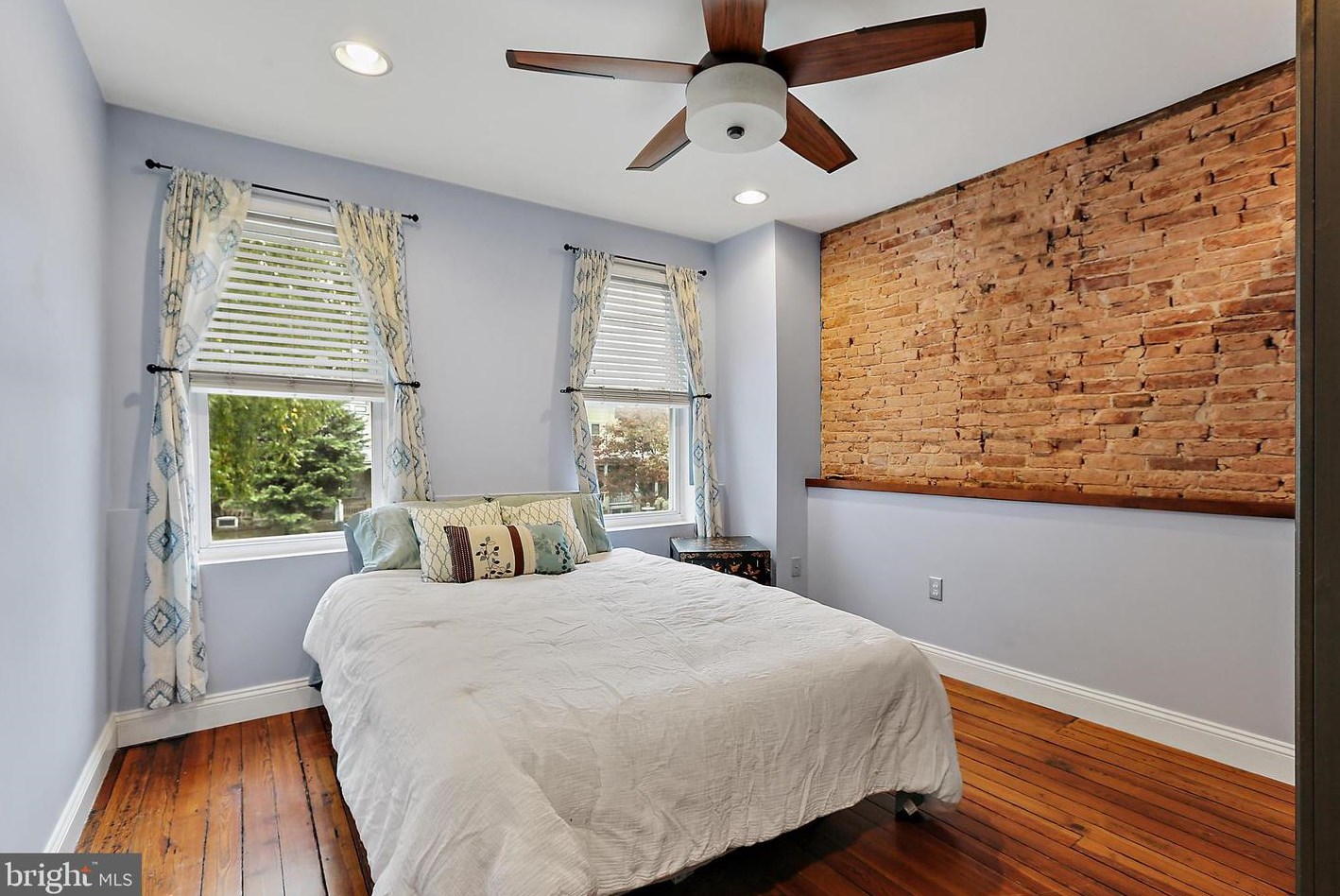 623 33 St, Baltimore MD 21211-2710 exterior