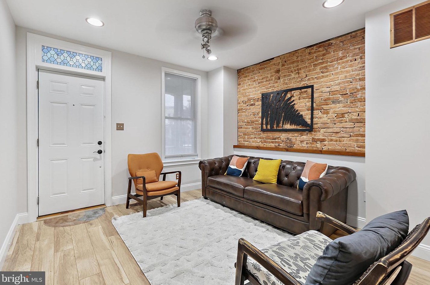 623 33 St, Baltimore MD 21211-2710 exterior