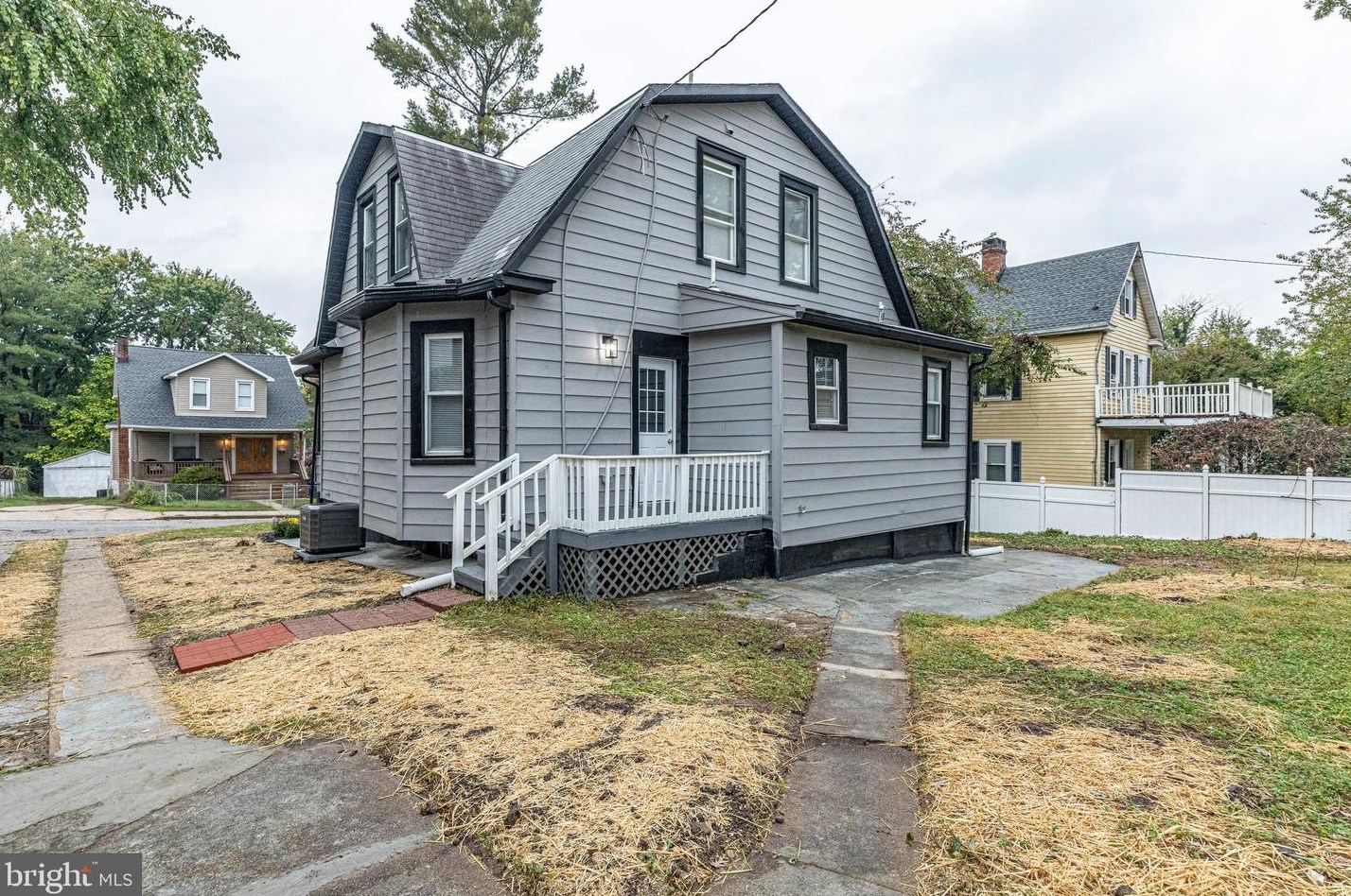 5011 Catalpha Rd, Baltimore MD  21214-2121 exterior