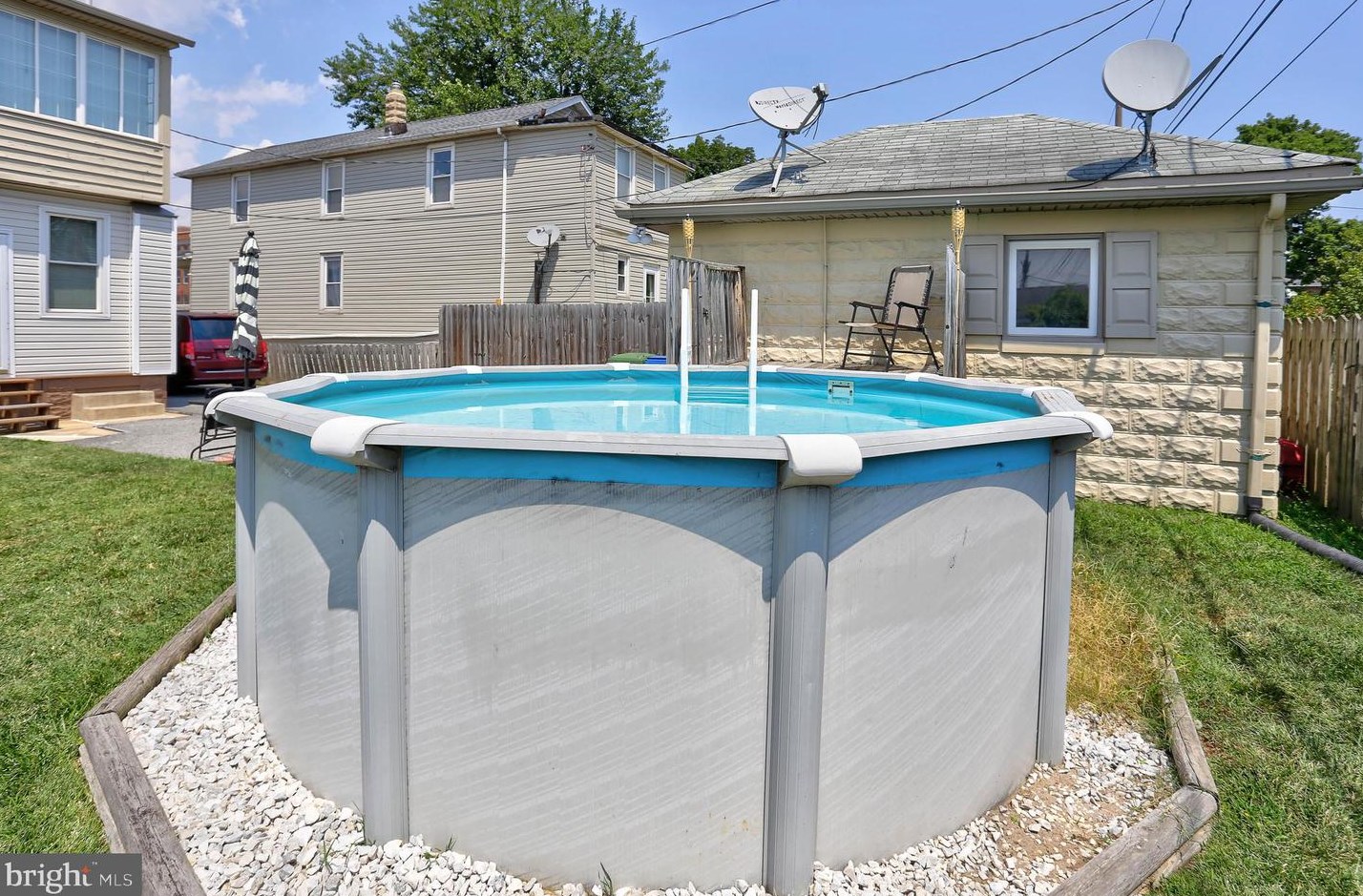 6721 Youngstown Ave, Baltimore MD  21222-1026 exterior