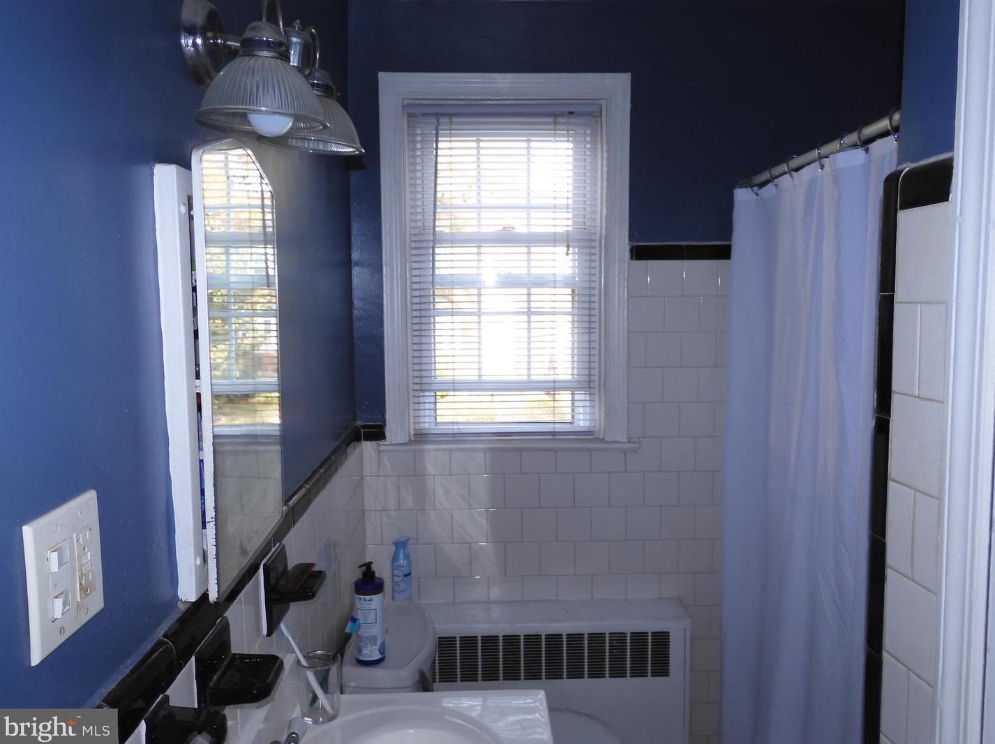 6109 Parkway Dr, Baltimore MD 21212-2794 exterior