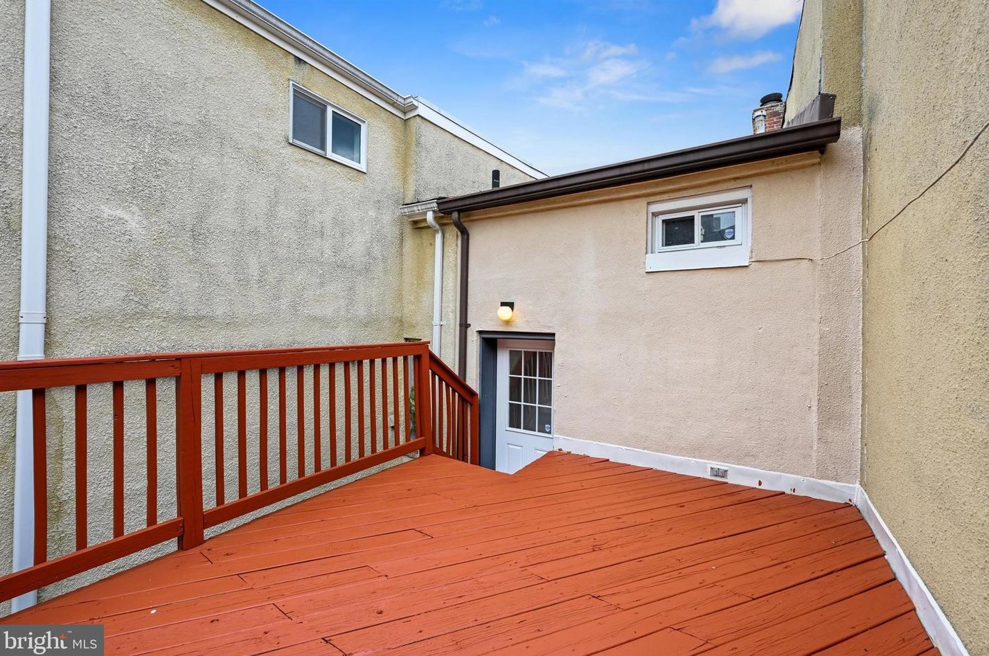 21 Henrietta St, Baltimore MD  21230-3910 exterior