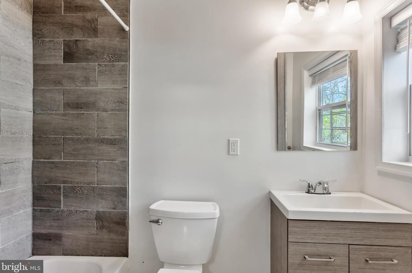 5215 Linden Hts Ave, Baltimore MD  21215-5705 exterior