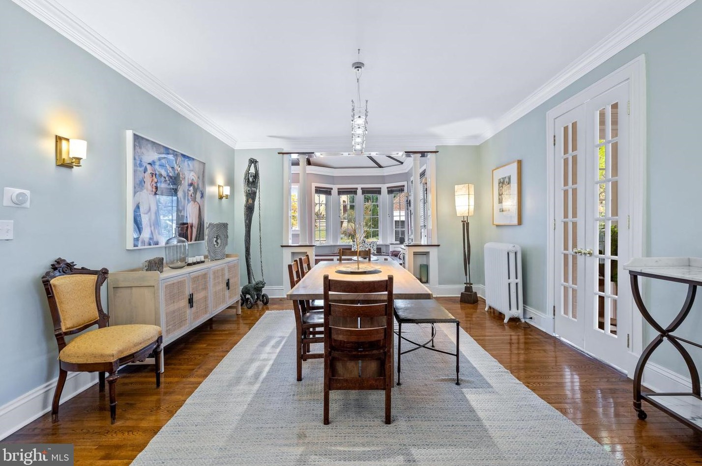 912 University Pkwy, Baltimore MD  21210-2716 exterior