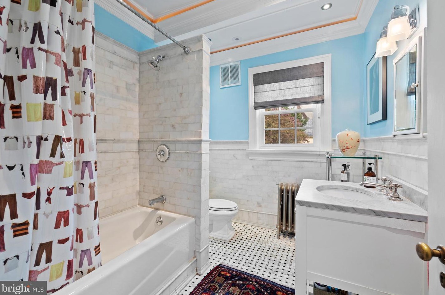 912 University Pkwy, Baltimore MD  21210-2716 exterior