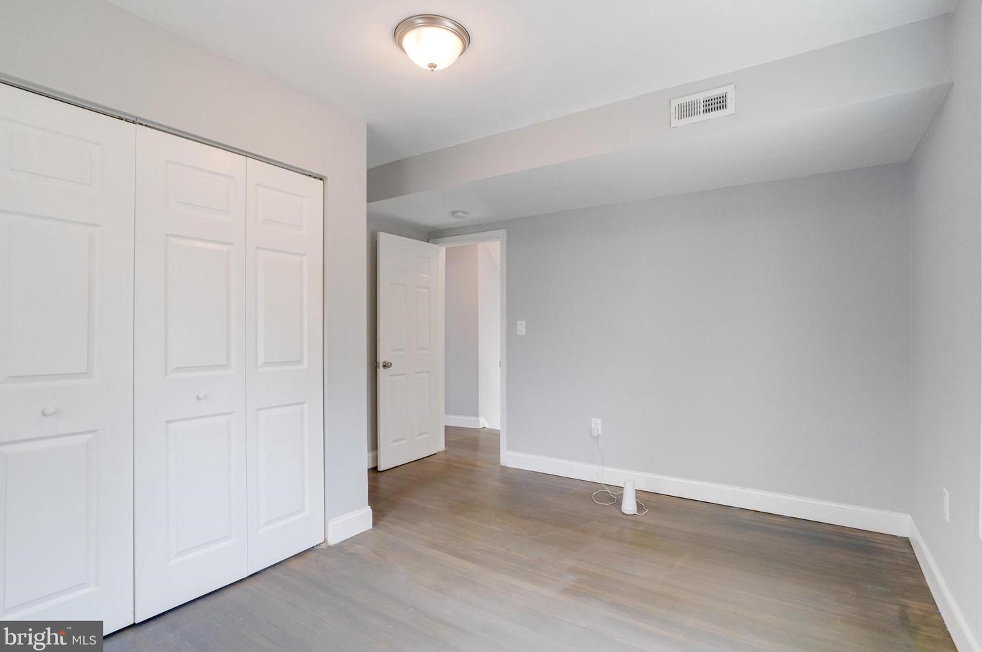6105 Everall Ave, Baltimore MD  21206-1930 exterior