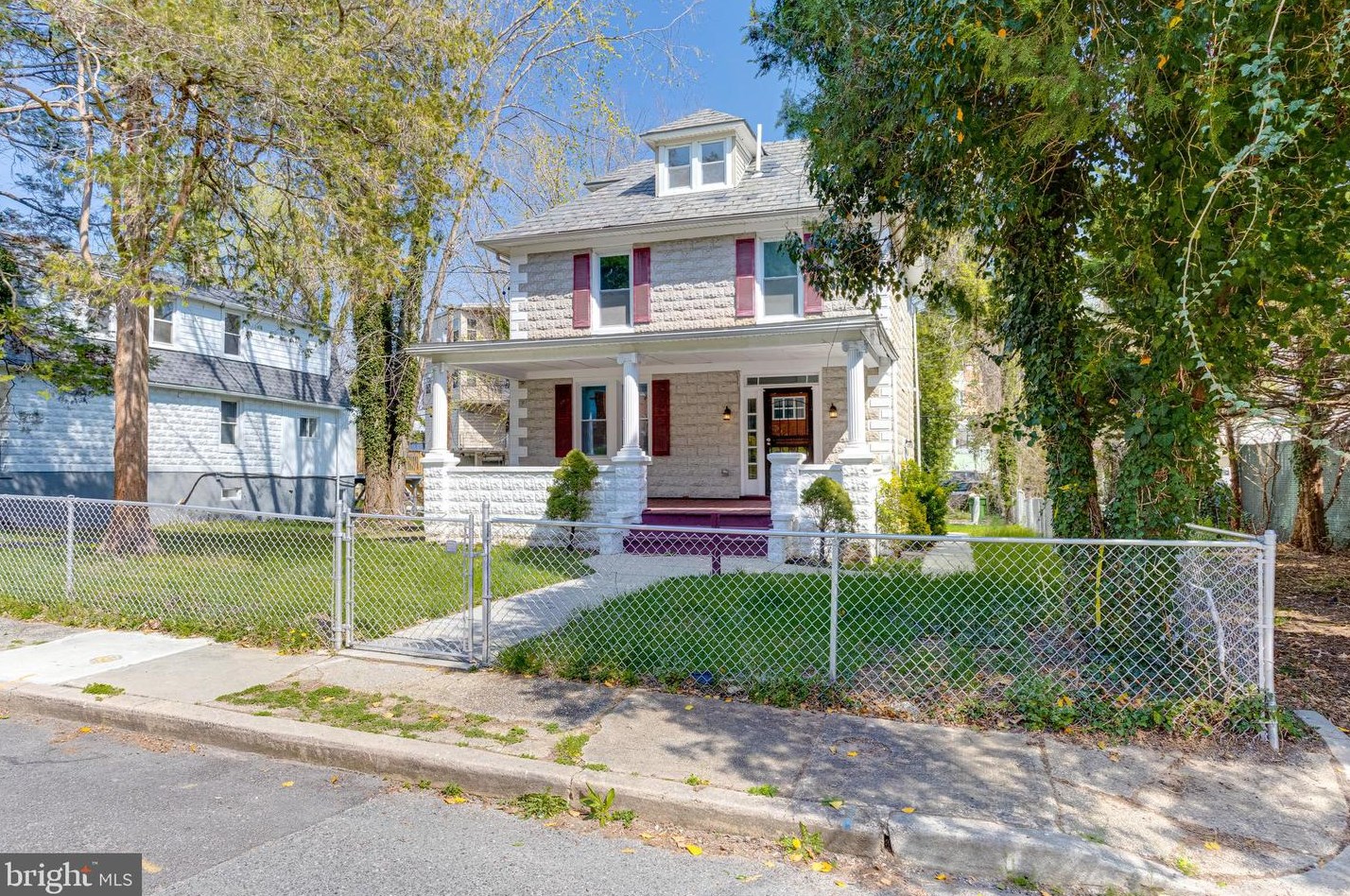 6105 Everall Ave, Baltimore MD  21206-1930 exterior