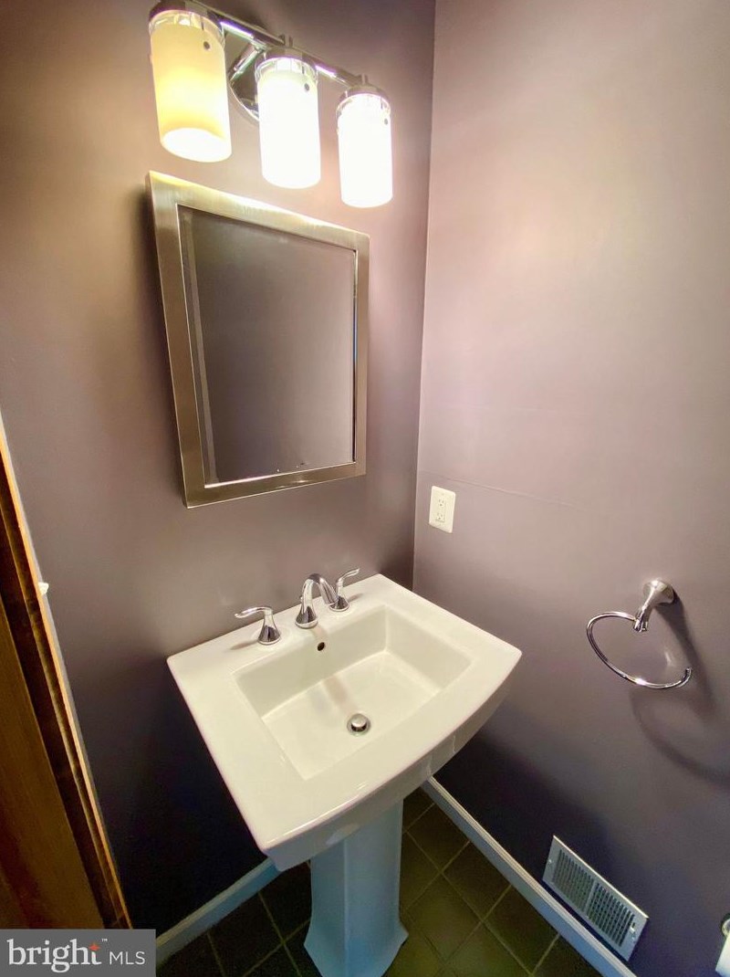 1116 Conkling St, Baltimore MD  21224-5209 exterior