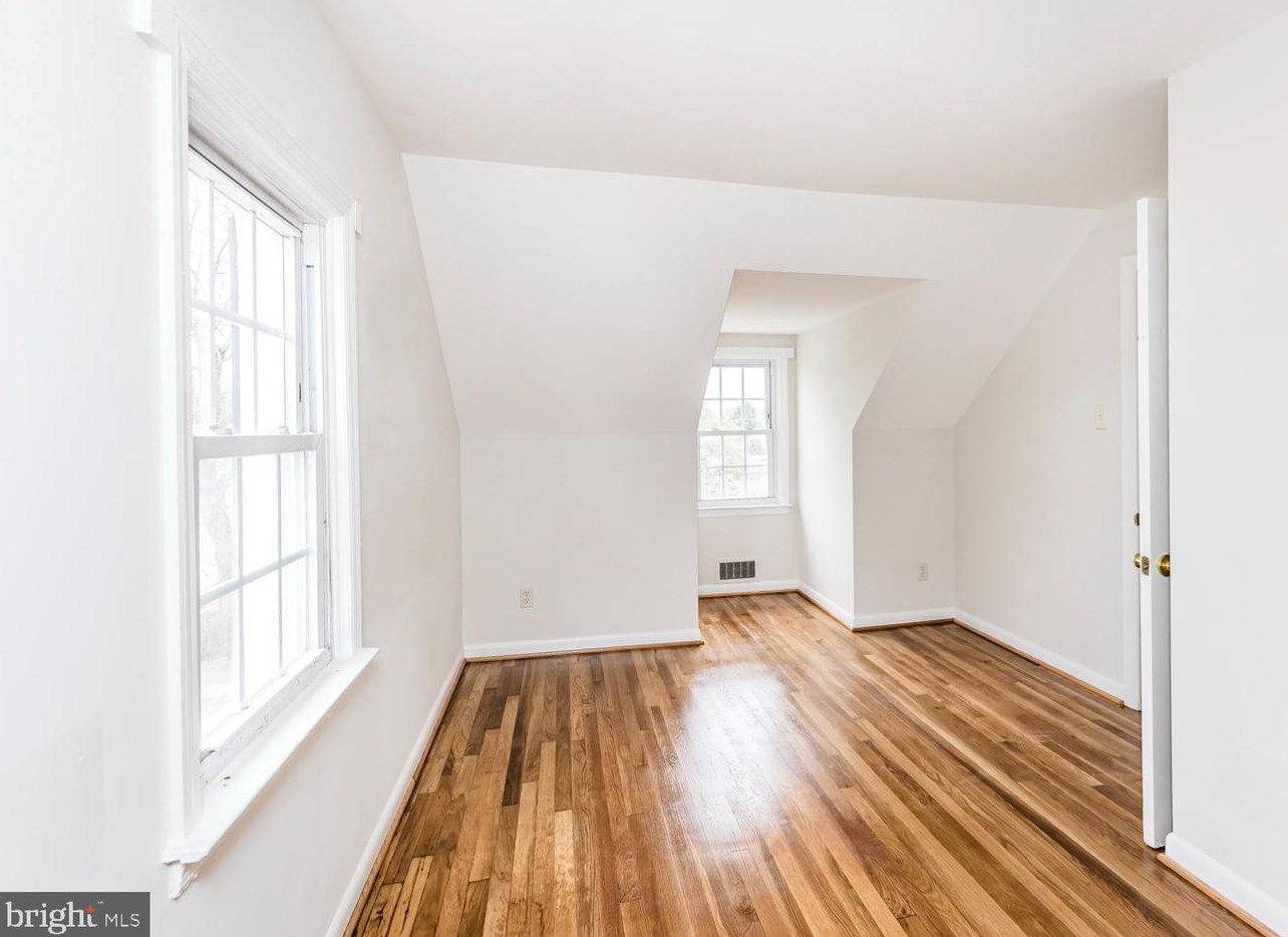 4420 Buena Vista Ave, Baltimore MD 21211-1206 exterior