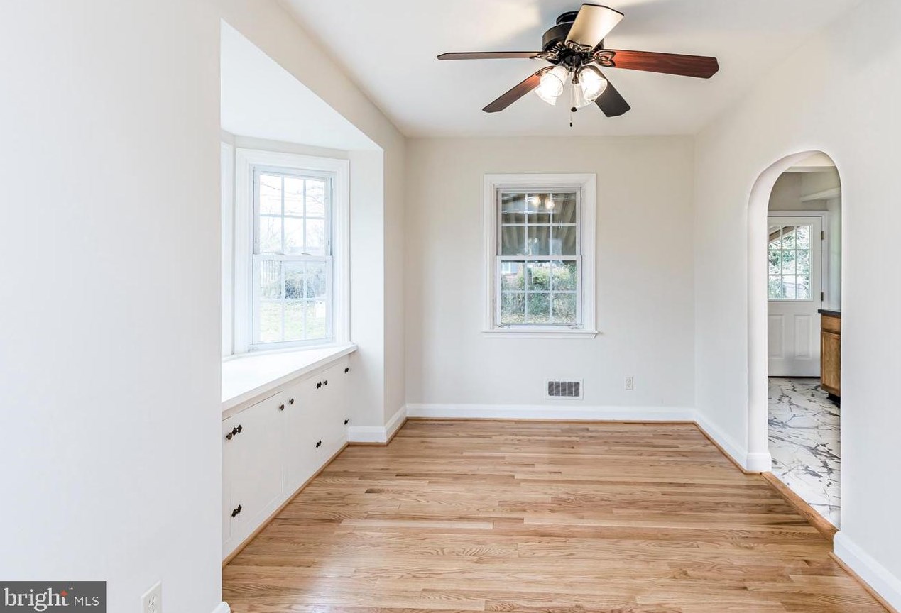 4420 Buena Vista Ave, Baltimore MD 21211-1206 exterior