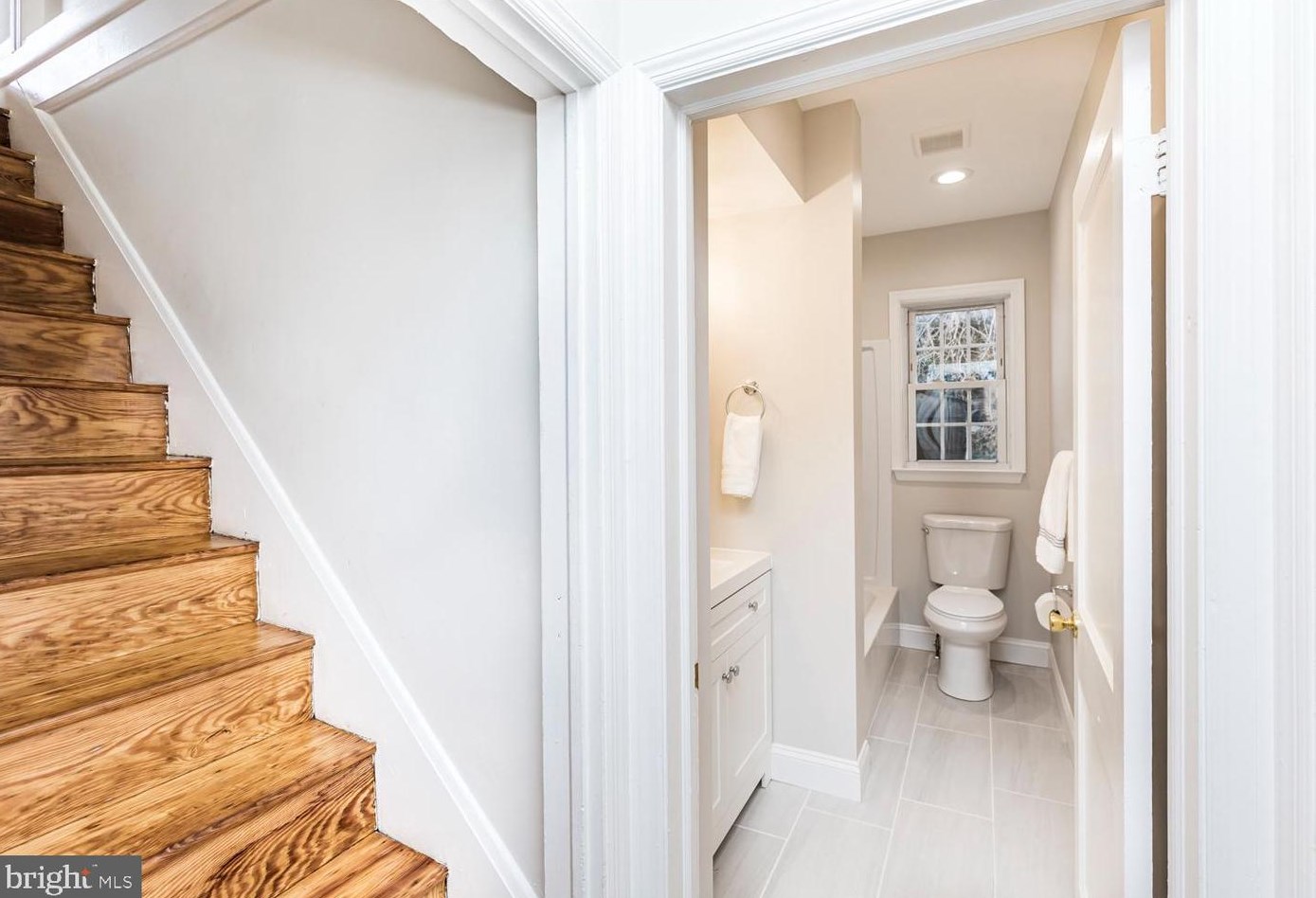 4420 Buena Vista Ave, Baltimore MD 21211-1206 exterior