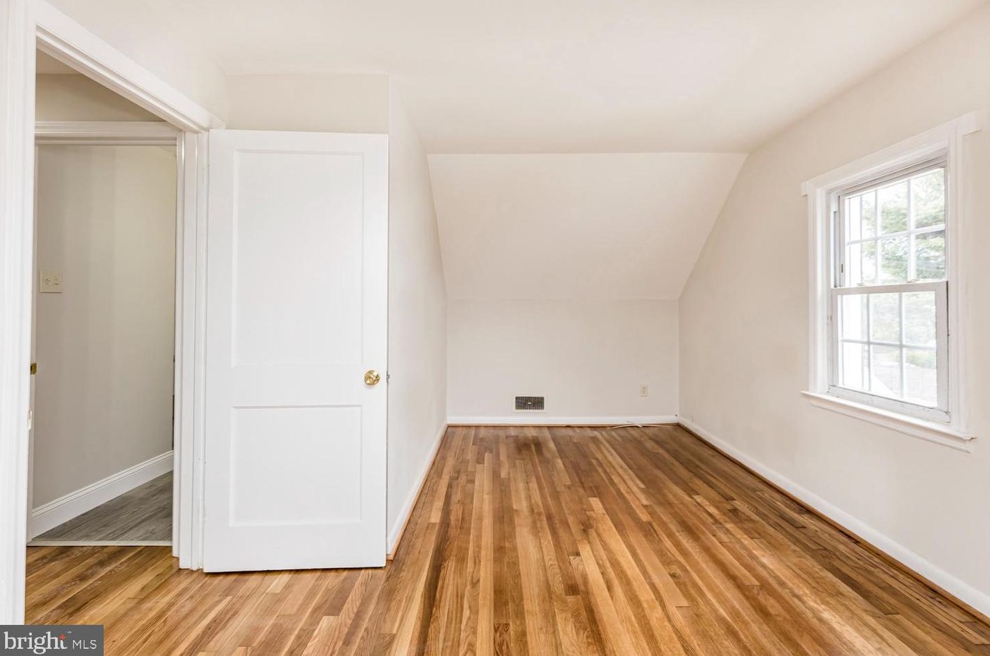 4420 Buena Vista Ave, Baltimore MD 21211-1206 exterior