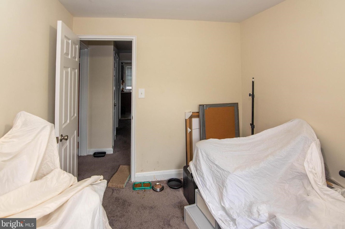 5738 Edgepark Rd, Baltimore MD  21239-3242 exterior