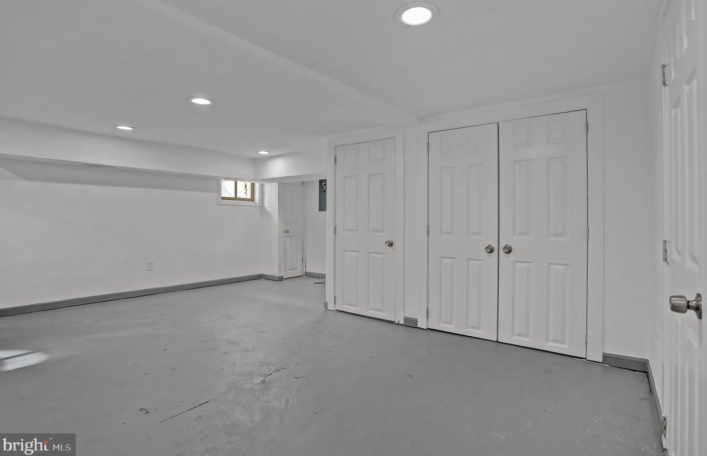 5303 Midwood Ave, Baltimore MD  21212-4304 exterior