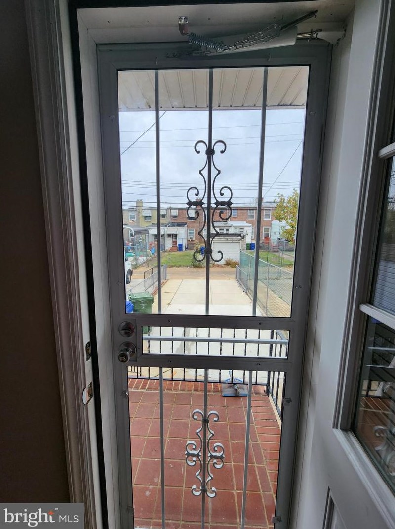 438 Elrino St, Baltimore MD  21224-2722 exterior
