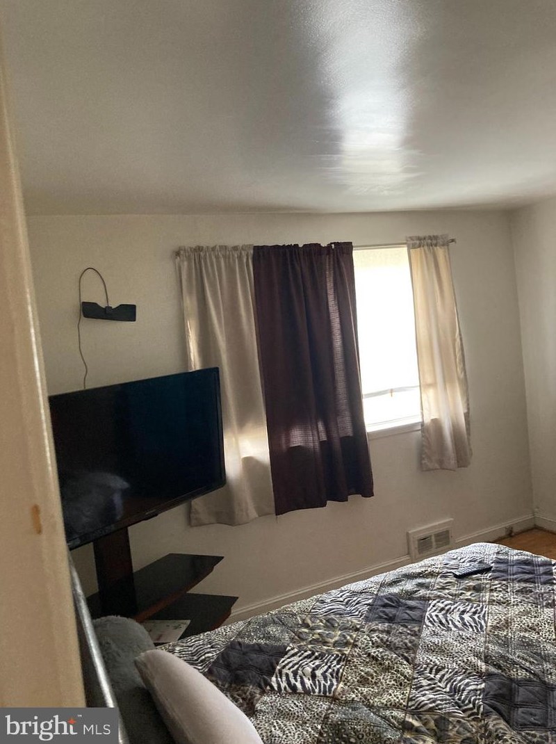 2041 Woodbourne Ave, Baltimore MD  21239-3641 exterior