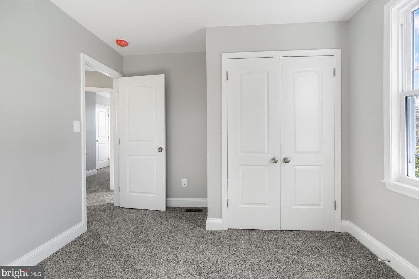 4023 Ridgecroft Rd, Baltimore MD  21206-5031 exterior