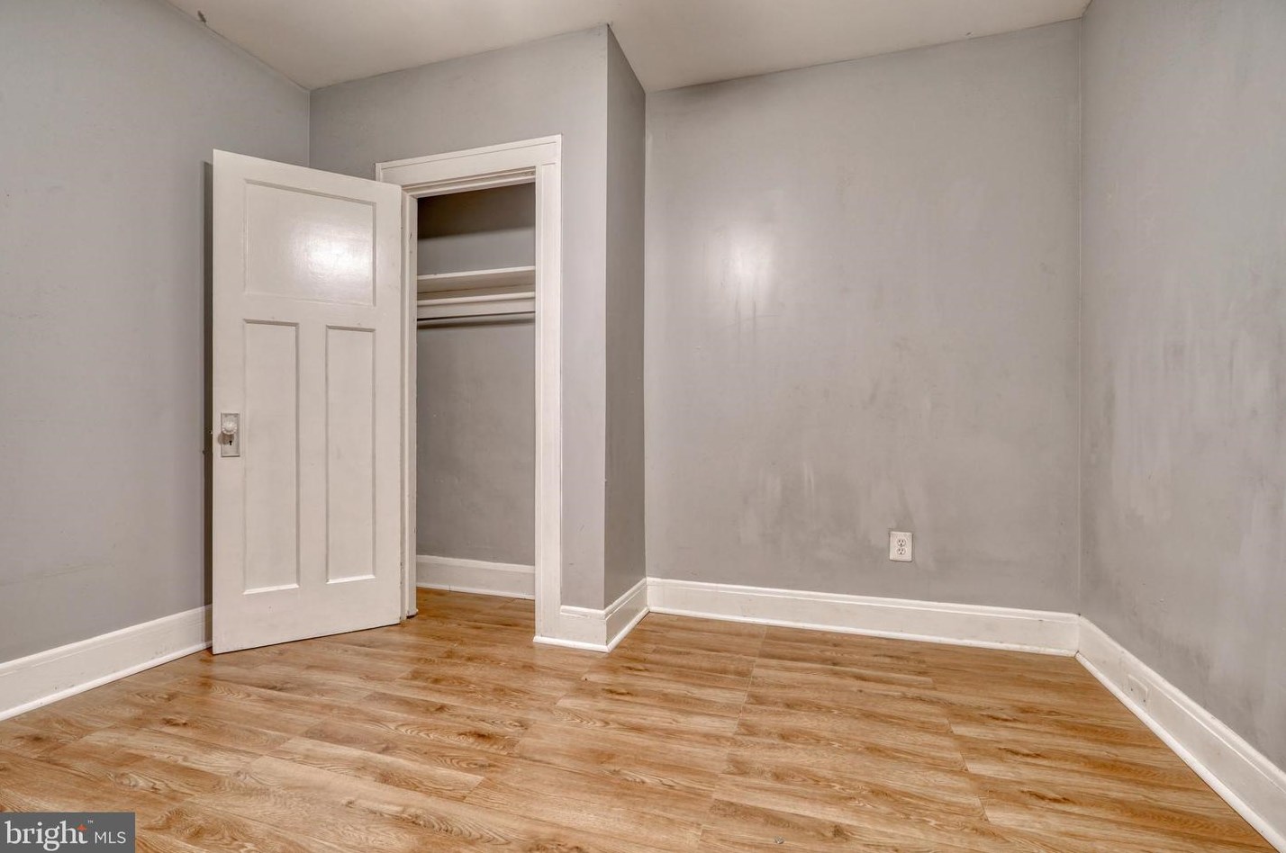 3332 Dudley Ave, Baltimore MD  21213-1806 exterior