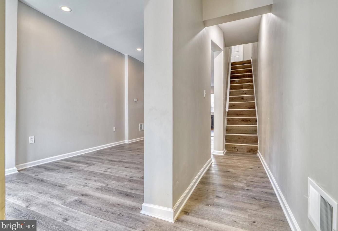 2620 Hoffman St, Baltimore MD  21213-3736 exterior