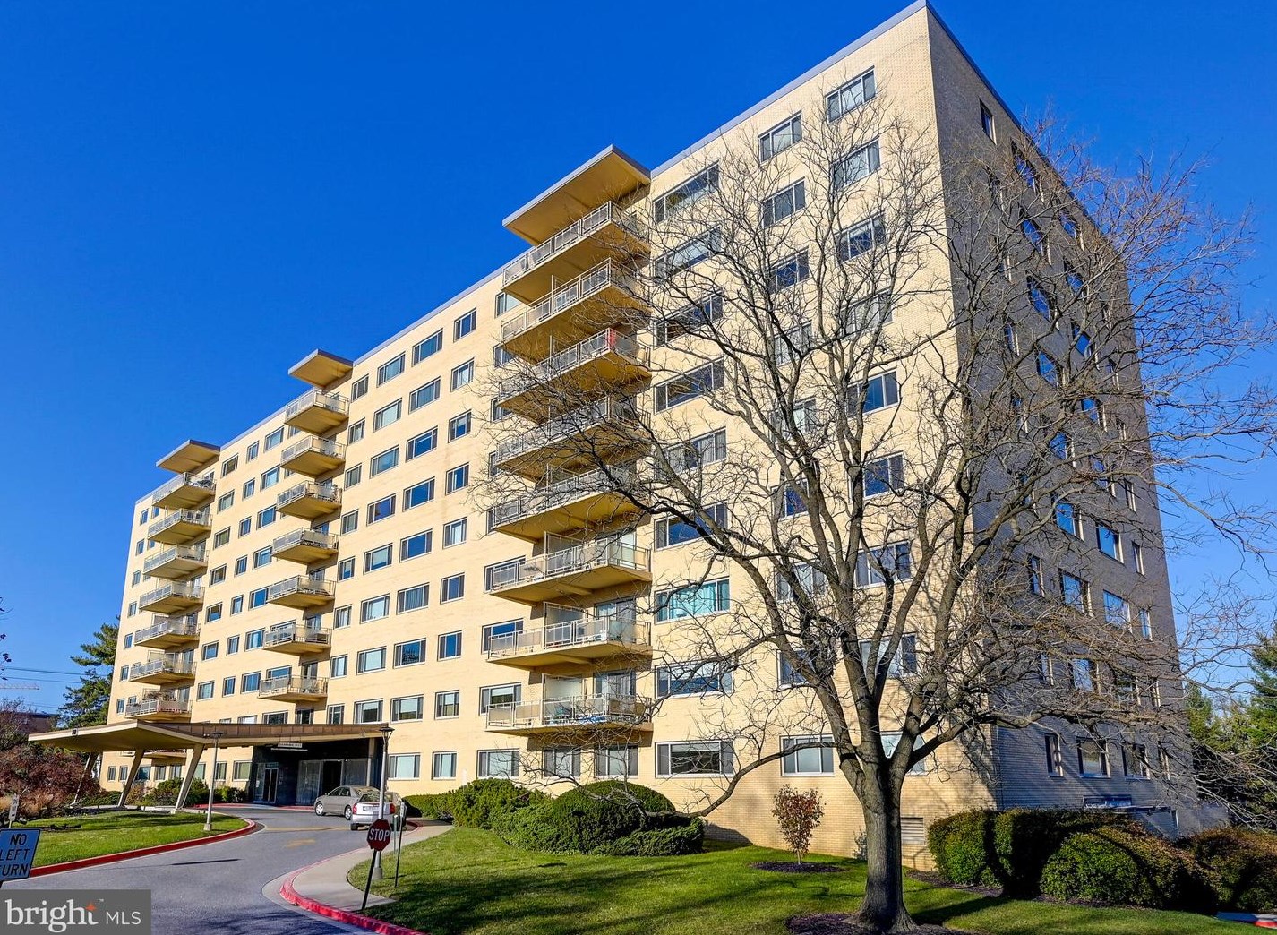7121 Park Heights Ave, Baltimore MD  21215-1648 exterior