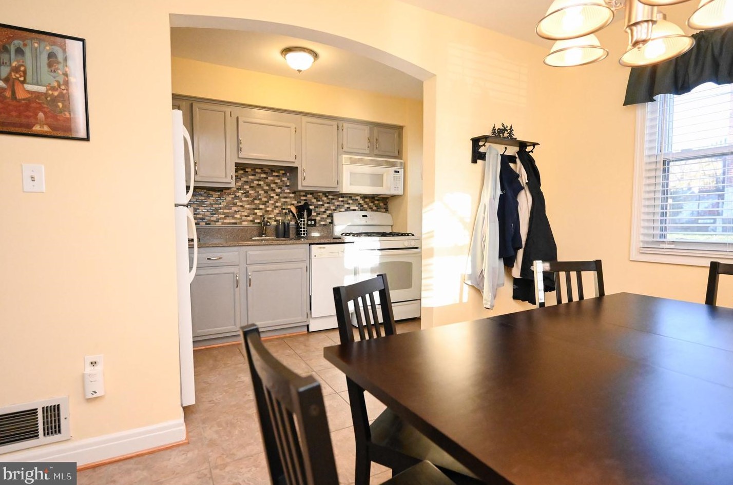 3025 Georgetown Rd, Baltimore MD  21230-1103 exterior