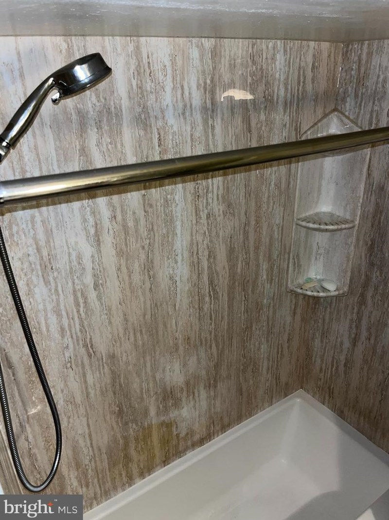 1522 Stonewood Rd, Baltimore MD  21239-4039 exterior