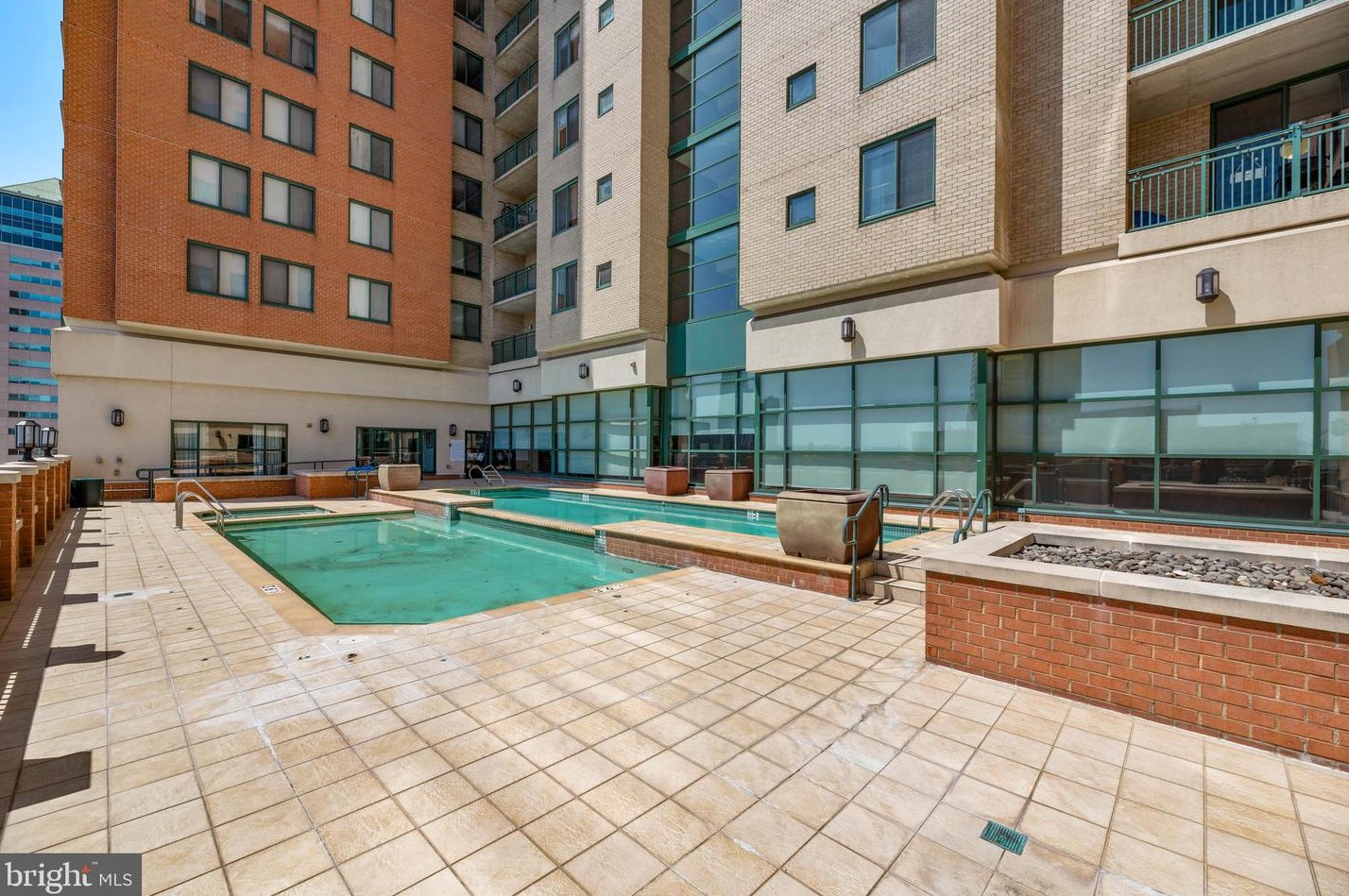 414 Water St, Baltimore MD  21202-3225 exterior