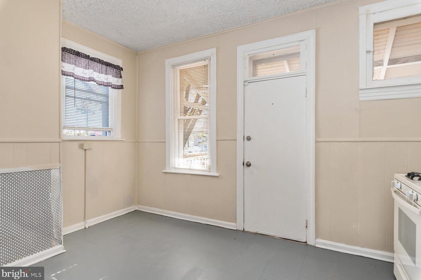 2919 Fleetwood Ave, Baltimore MD  21214-1409 exterior