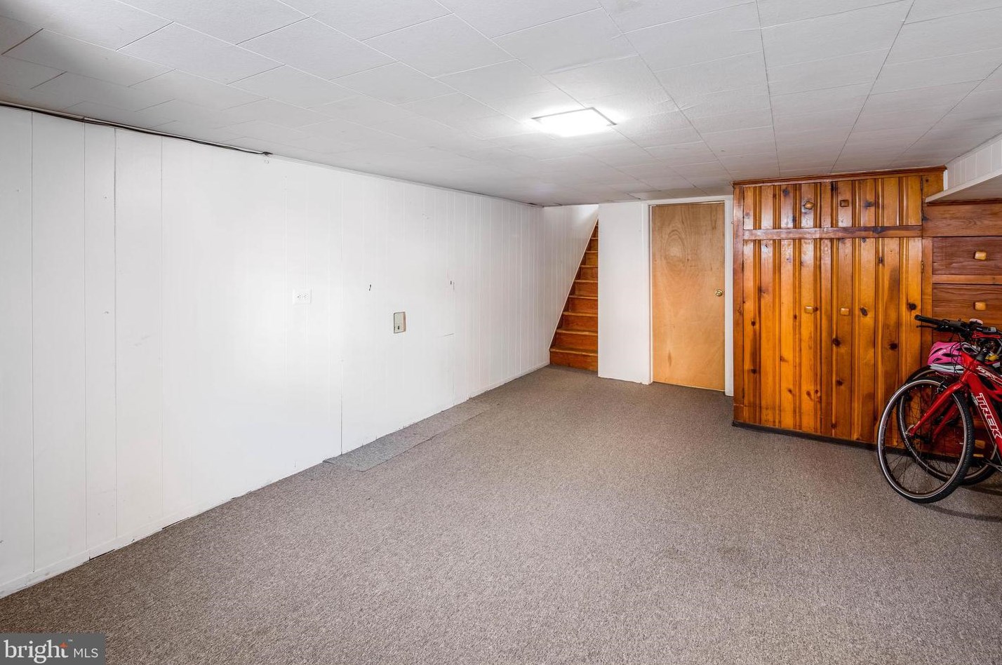 610 Potomac St, Baltimore MD 21213-3931 exterior