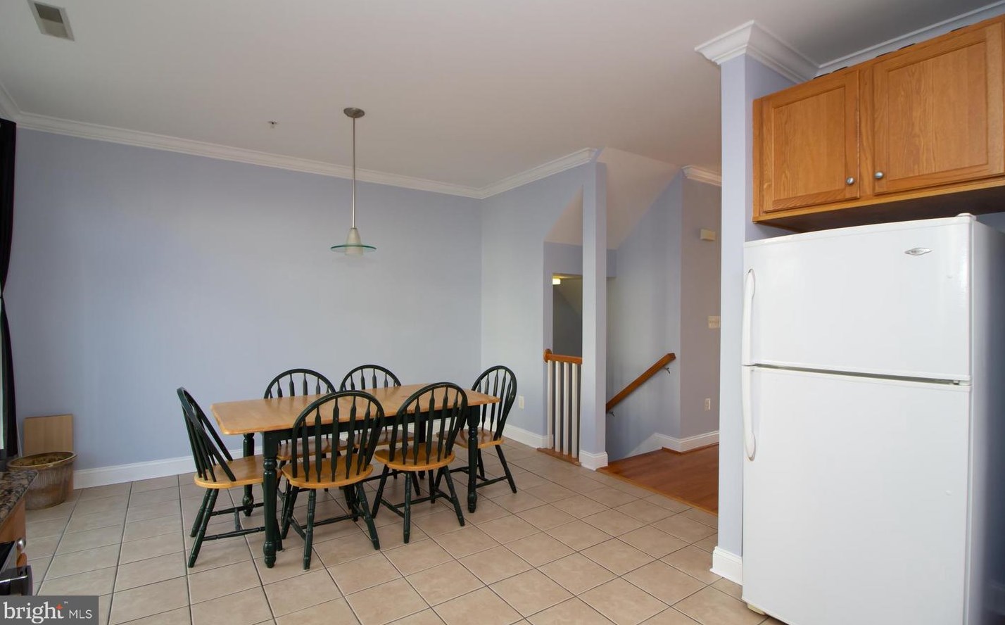 320 Scott St, Baltimore MD  21230-2105 exterior