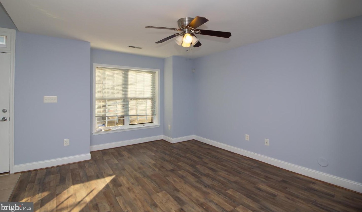 320 Scott St, Baltimore MD  21230-2105 exterior