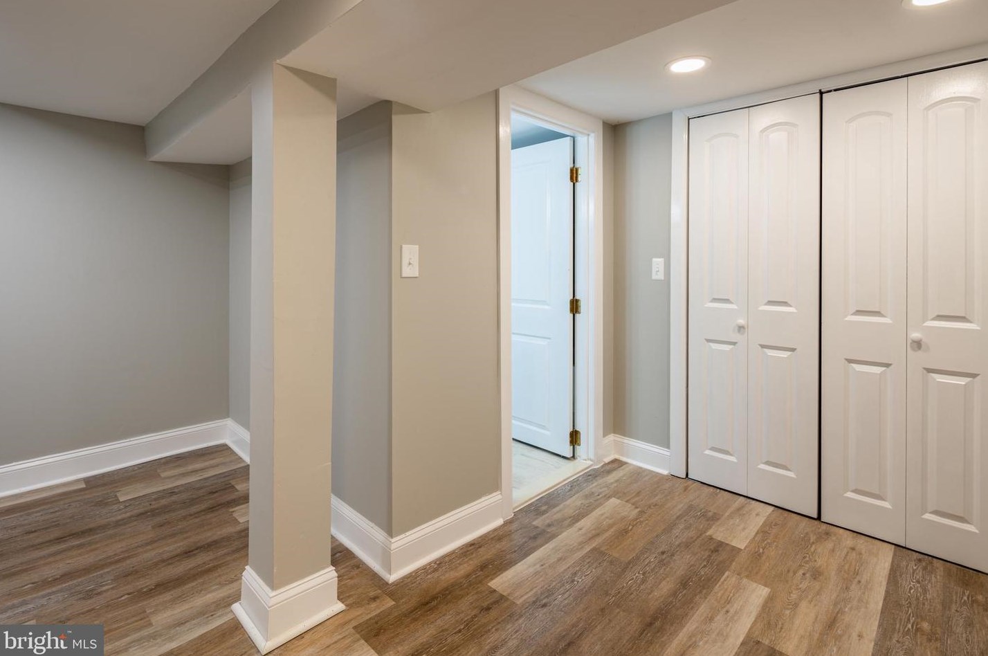 566 Radnor Ave, Baltimore MD  21212-4503 exterior