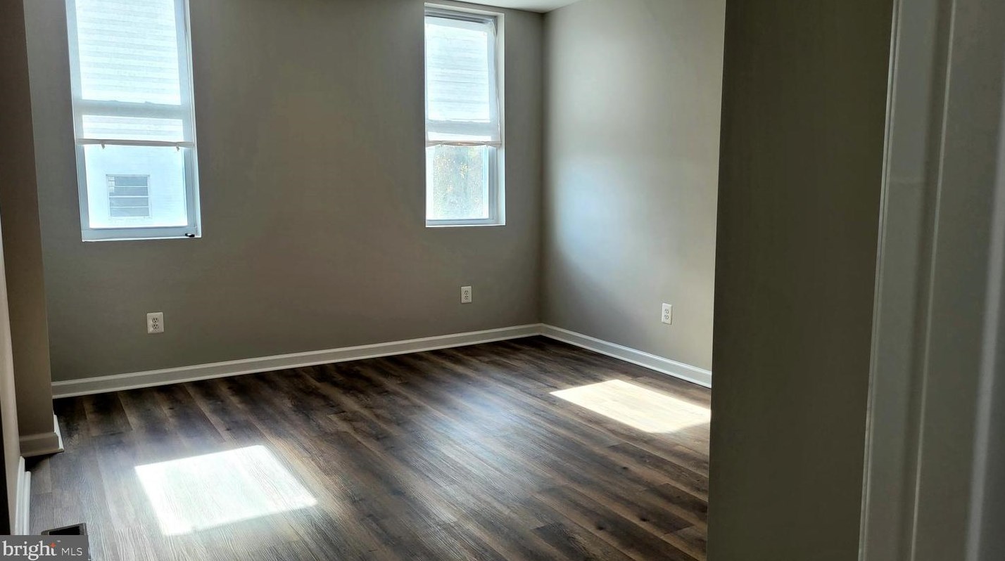 454 23rd St, Baltimore MD  21211-3205 exterior