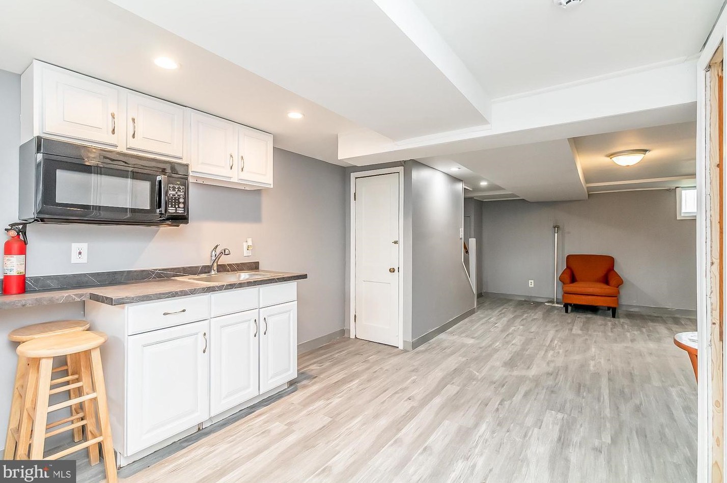 4859 Bowland Ave, Baltimore MD 21206-7051 exterior