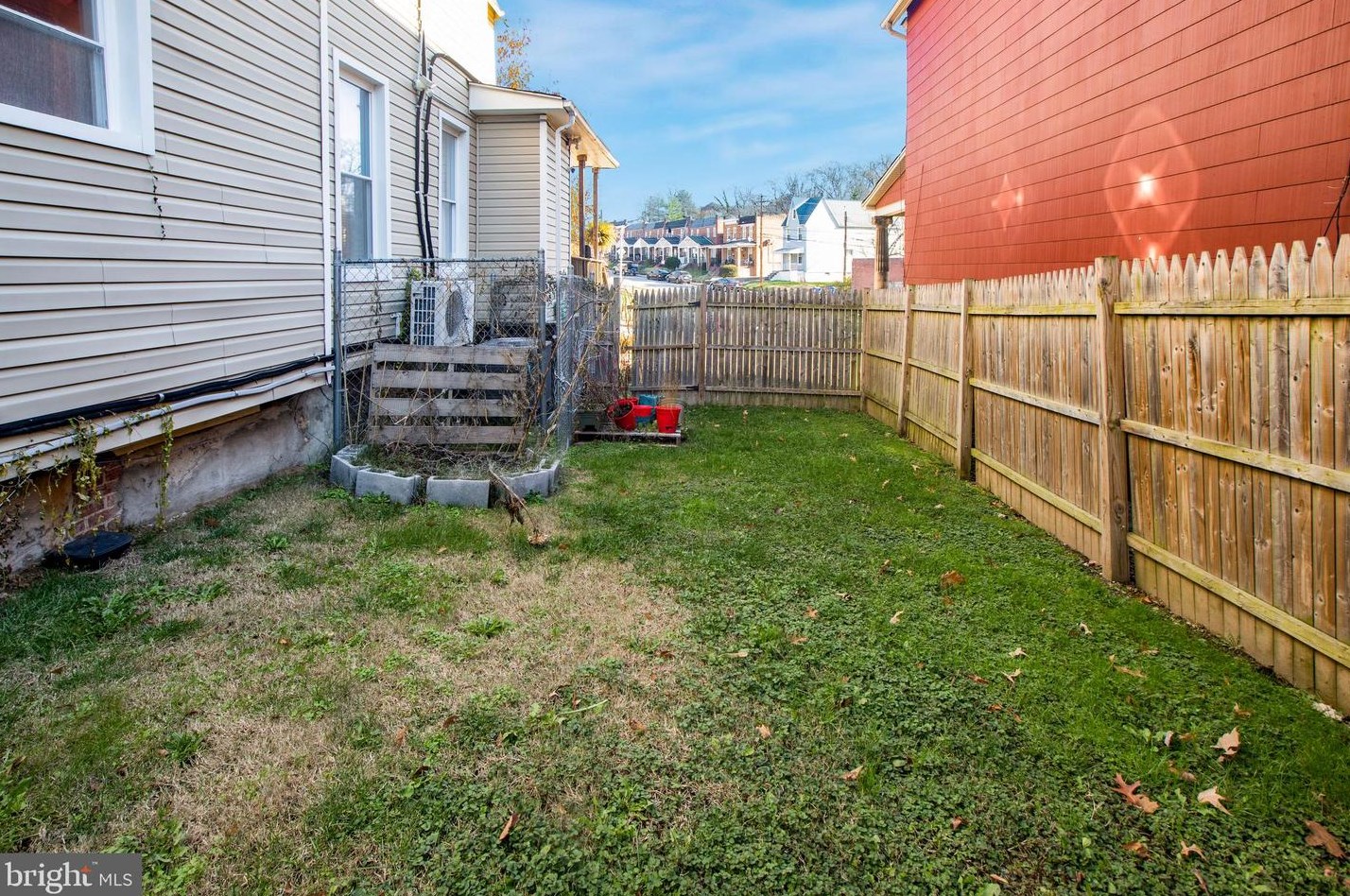 3930 Frisby St, Baltimore MD  21218-1905 exterior