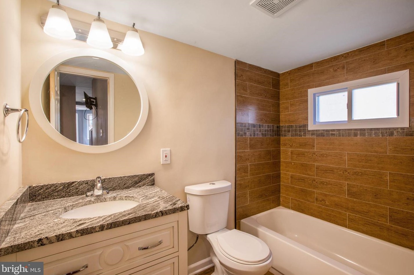 3930 Frisby St, Baltimore MD  21218-1905 exterior