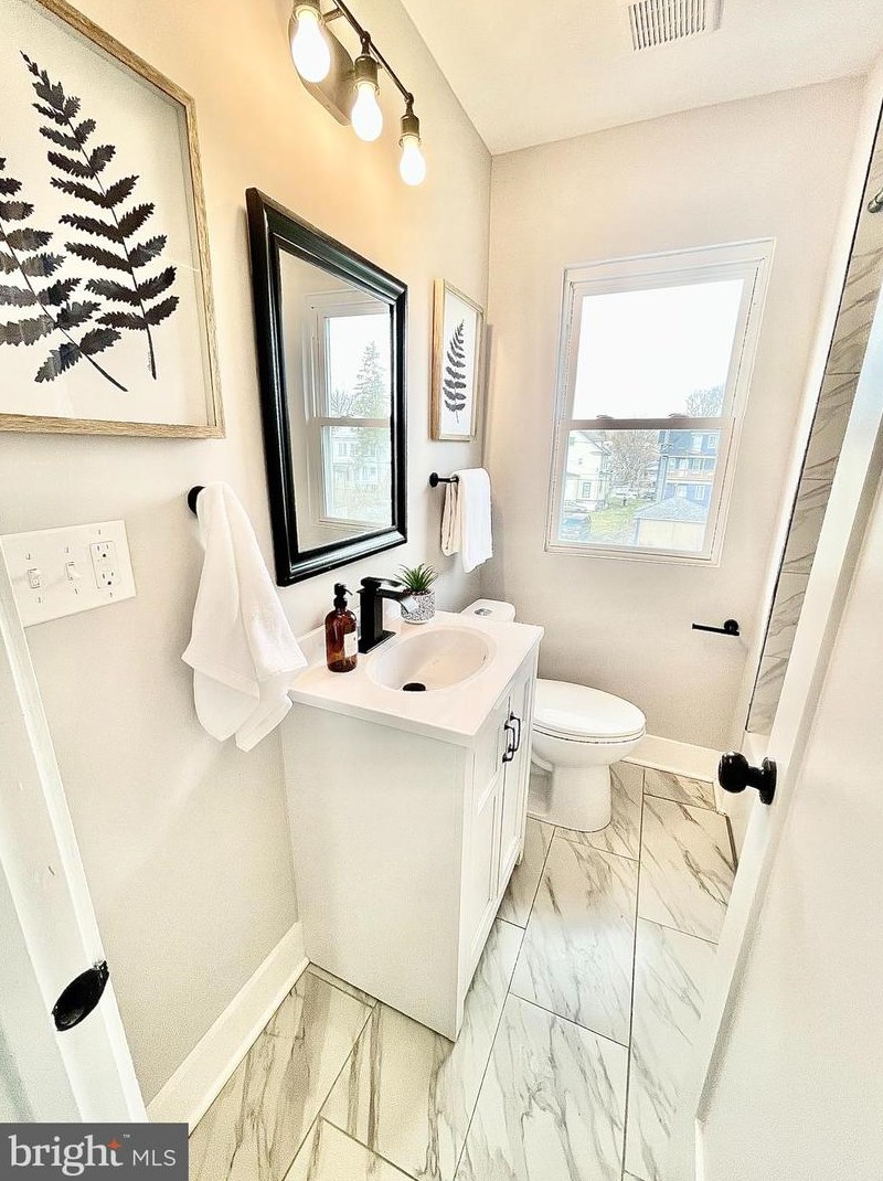 4106 Kathland Ave, Baltimore MD  21207-7417 exterior