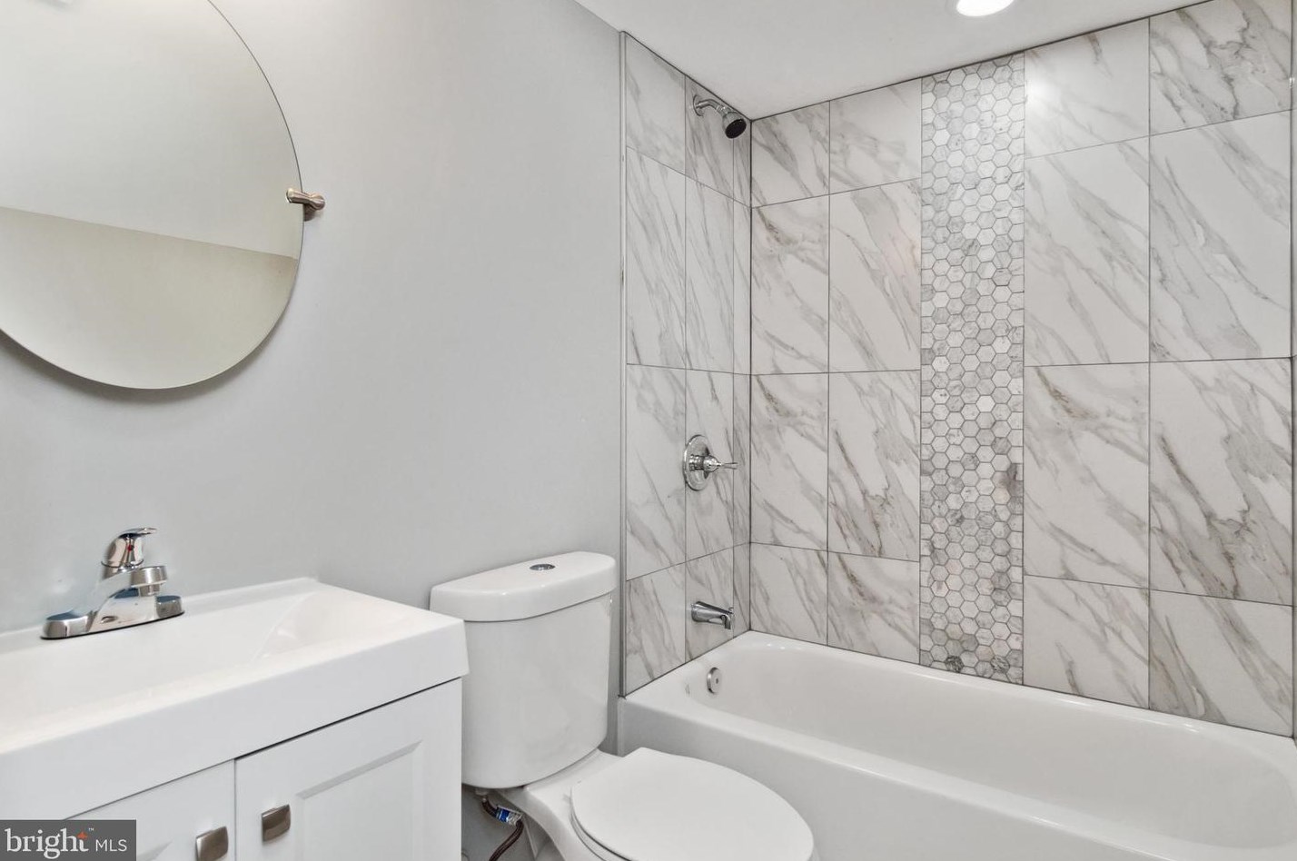 3411 Pinkney Rd, Baltimore MD 21215-3419 exterior