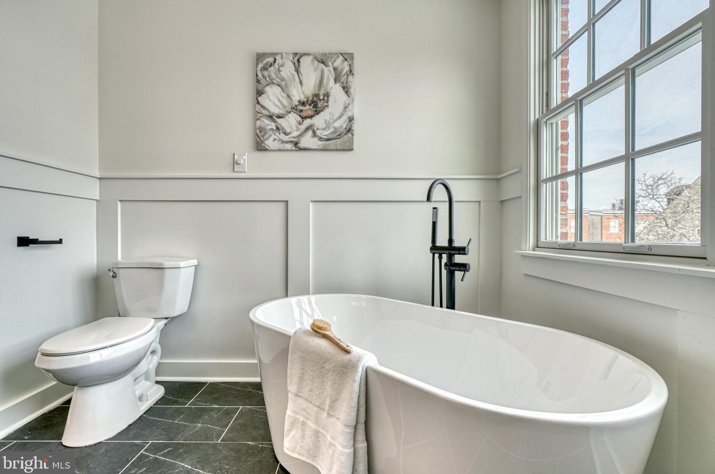 811 Sharp St, Baltimore MD  21230-3613 exterior