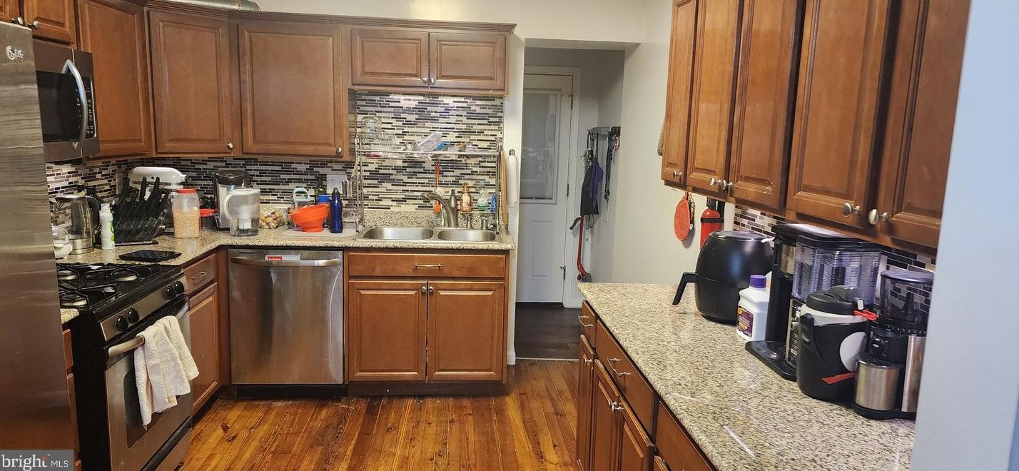 1431 Henry St, Baltimore MD  21230-4638 exterior